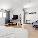Madrid 3* Торевьиа