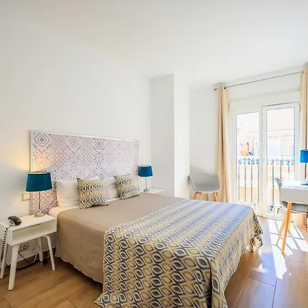 马德里酒店 酒店