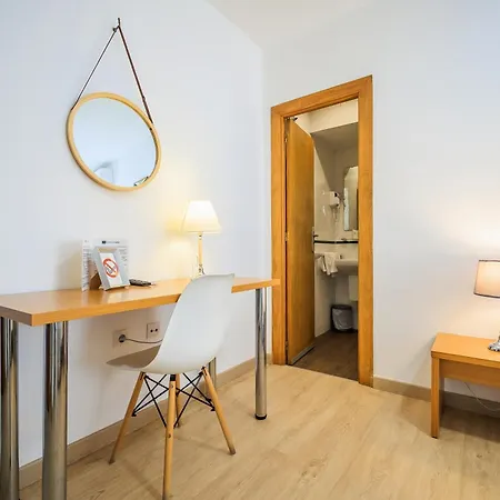 马德里酒店 酒店