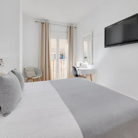 马德里酒店 3* 托雷维耶哈