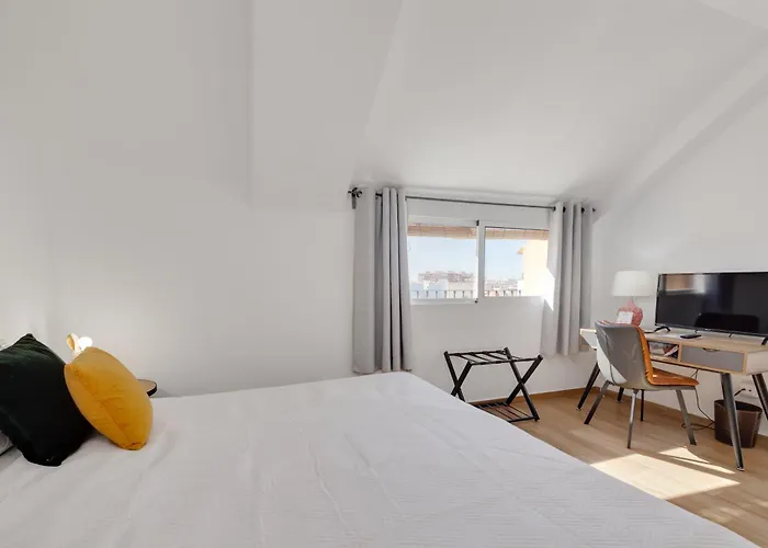 Madrid Отель Торевьиа