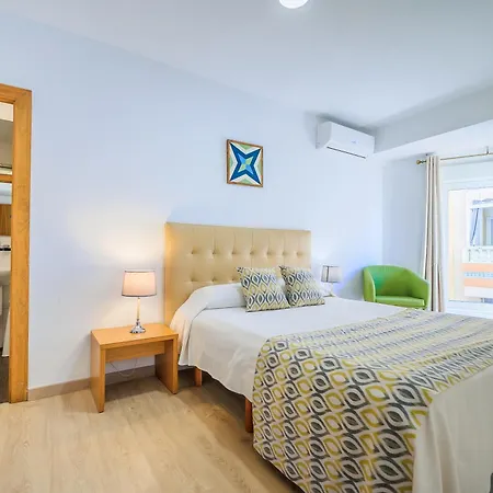 Отель Madrid Торевьиа